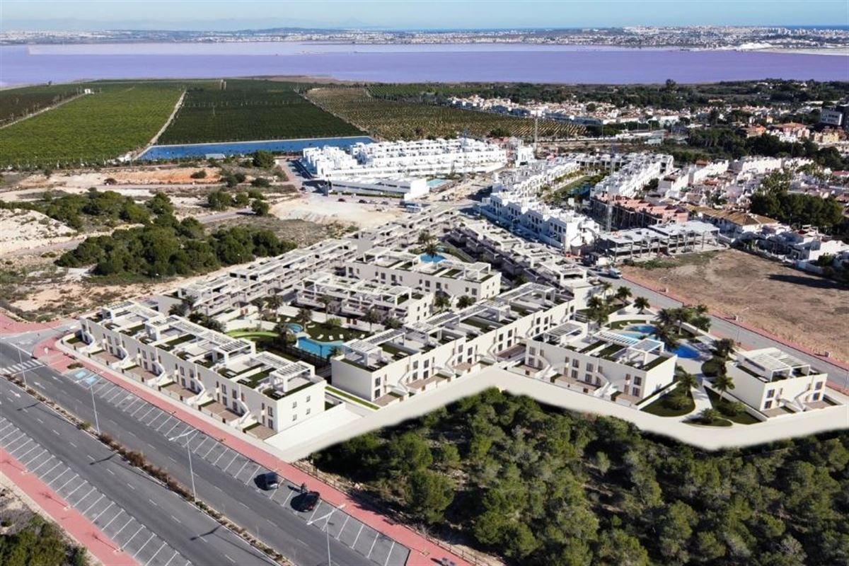 Image 13 : Apartment with garden IN 03181 Torrevieja (Spain) - Price 309.900 &euro;