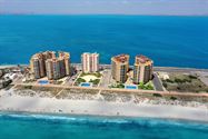Foto 1 : Appartement met terras te 30380 La Manga Del Mar Menor (Spanje) - Prijs &euro; 206.000