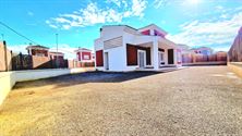 Foto 41 : Villa te  Purias (Spanje) - Prijs &euro; 389.000