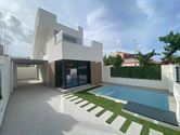 Foto 1 : Villa te  Los Alcázares (Spanje) - Prijs &euro; 419.900