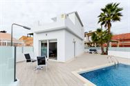Foto 1 : Villa te 03181 Torrevieja (Spanje) - Prijs &euro; 424.000