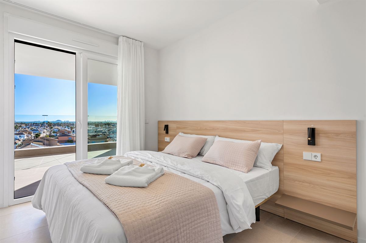 Image 19 : Apartment with terrace IN  Los Alcázares (Spain) - Price 359.900 &euro;