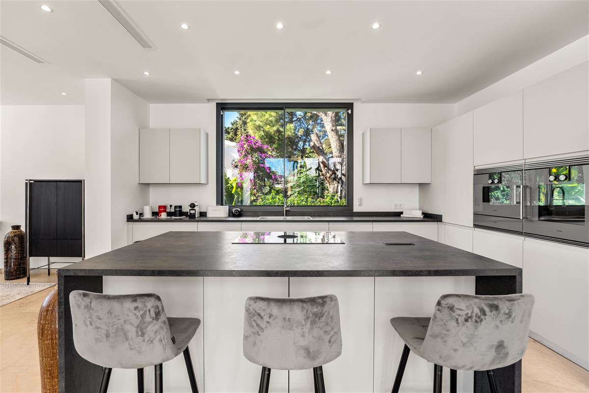 Flambant neuf : Belle villa contemporaine, à quelques pas de la plage,