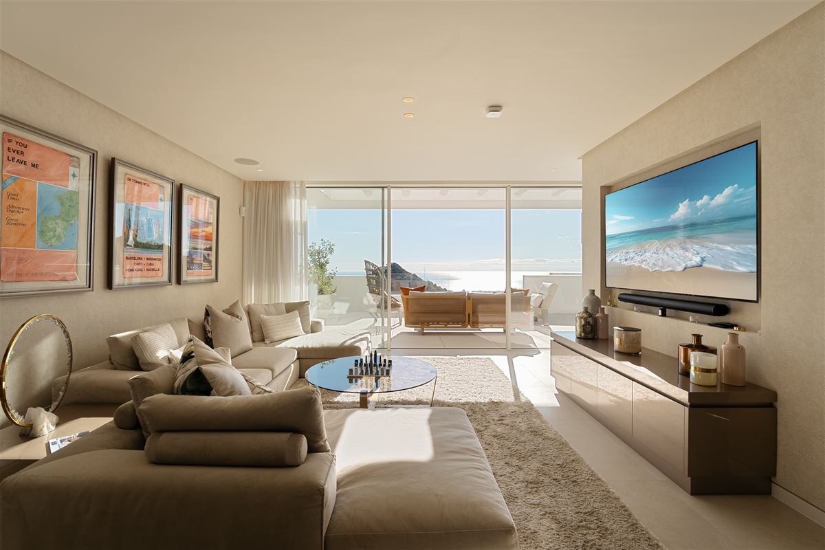 Unique luxury triplex apartment with breathtaking panoramic views in Palo Alto, Ojén