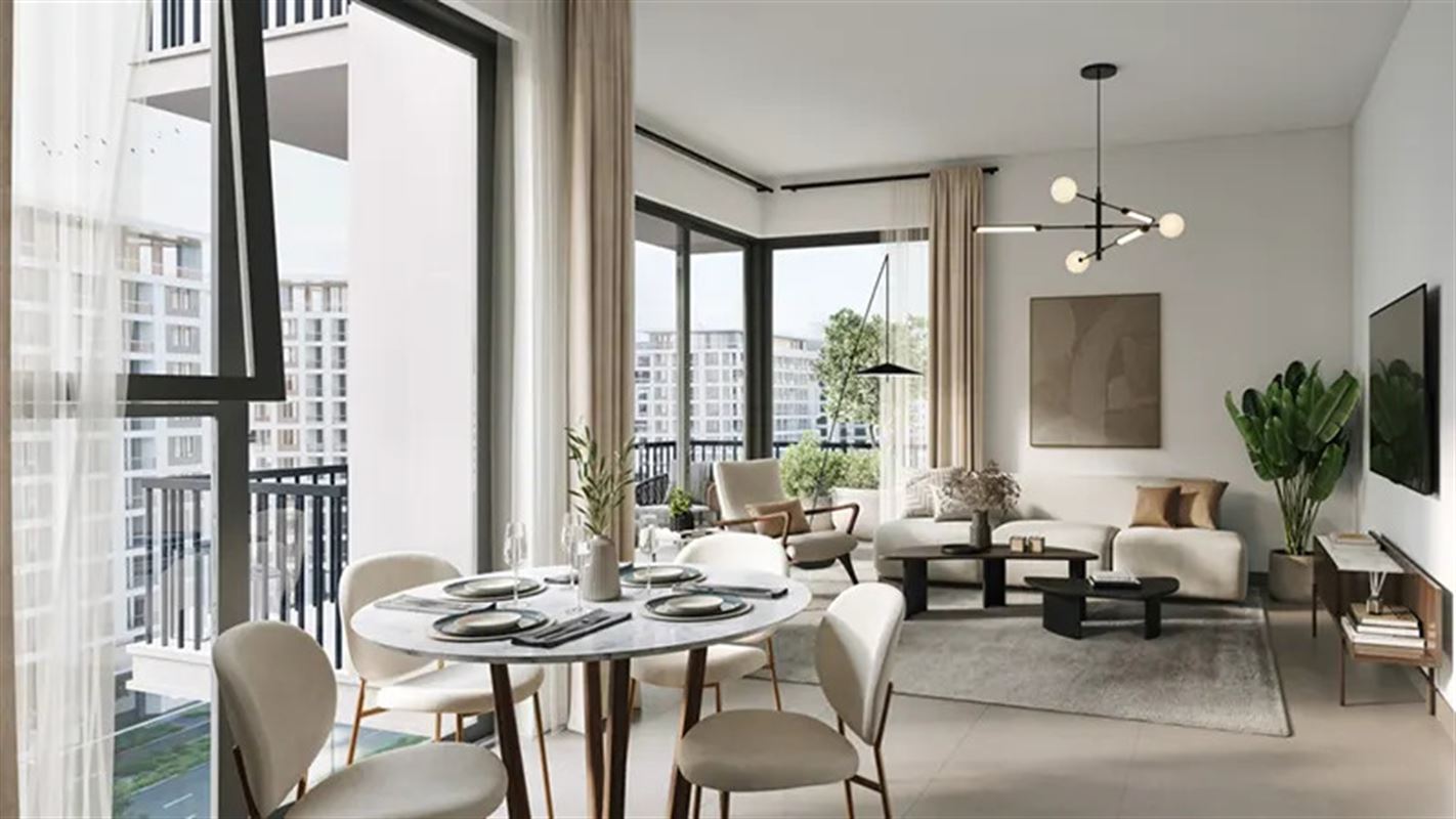 Elaya at Town Square