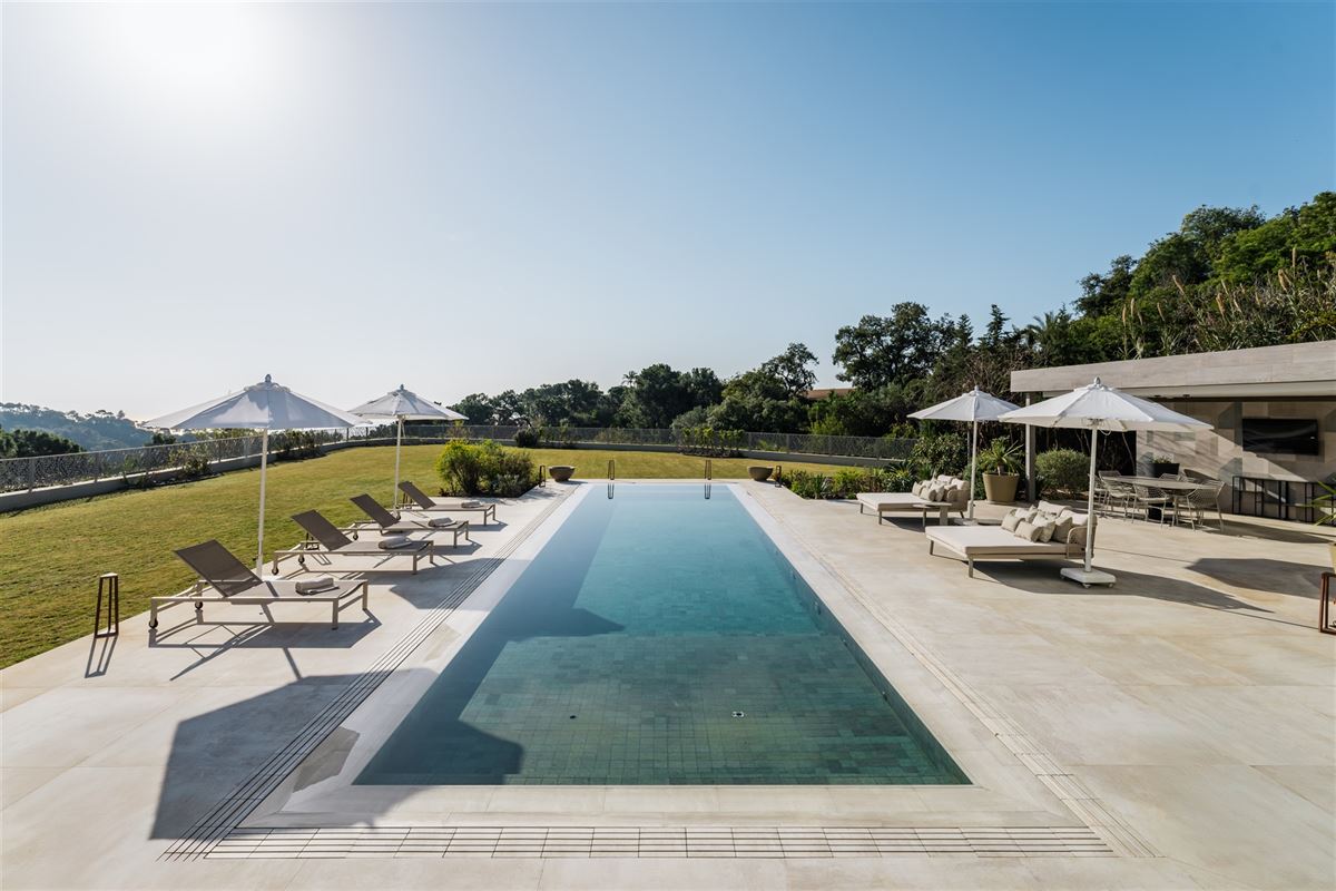 Moderne villa met uitzicht in La Zagaleta, Benahavís