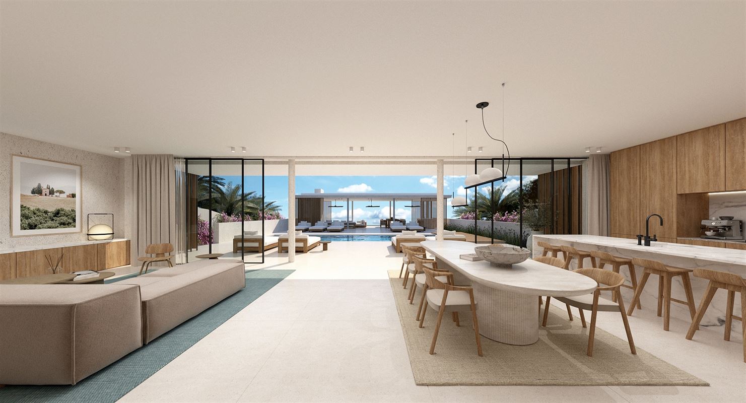 Luxe villa's te koop, eerste lijn in Cap Martinet