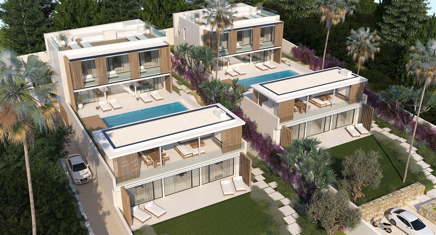 Luxe villa's te koop, eerste lijn in Cap Martinet