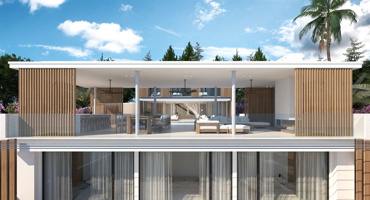 Luxe villa's te koop, eerste lijn in Cap Martinet