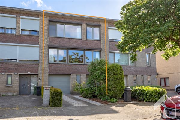 Instapklare ruime woning met tuin, garage en 4 slaapkamers