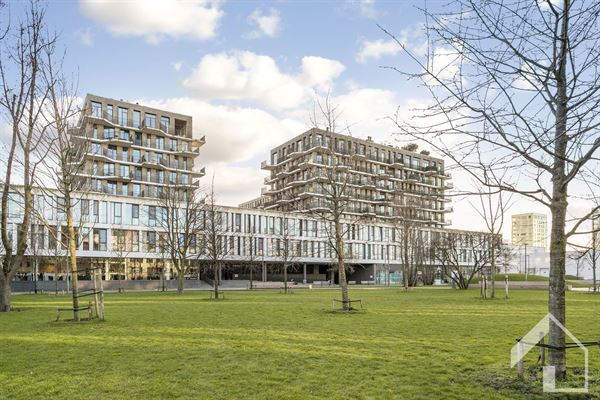 PRACHTIG DUPLEX PENTHOUSE MET 3 SLAAPKAMERS