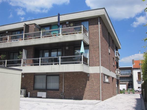 LICHT APPARTEMENT HOB MET 3 SLPK. 