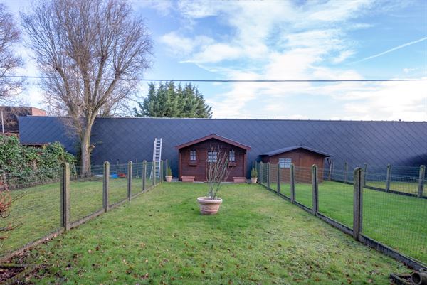 Ruime bel-etage woning met 3 slaapkamers en tuin
