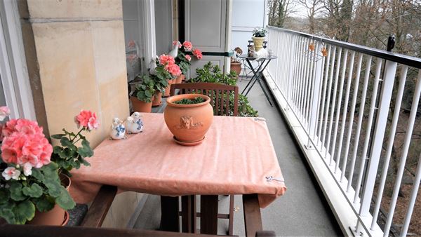Instapklaar appartement met 2/3 slaapkamers (nu dressing)
