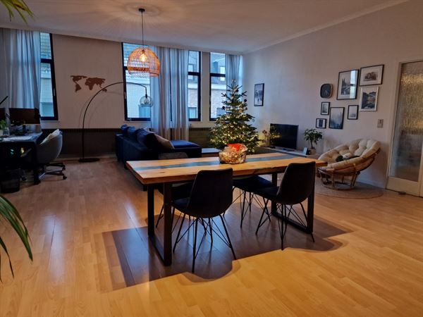 Ruim appartement met 2 slaapkamers en groot terras