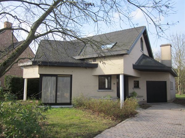 VILLA OP RUSTIGE LOCATIE