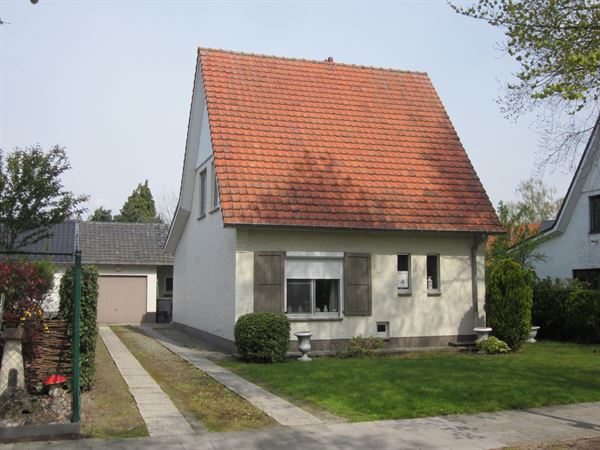 CHARMANTE TE RENOVEREN WONING OP CA. 665 M²