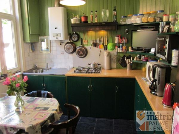 GEZELLIGE WONING IN RUSTIGE STRAAT