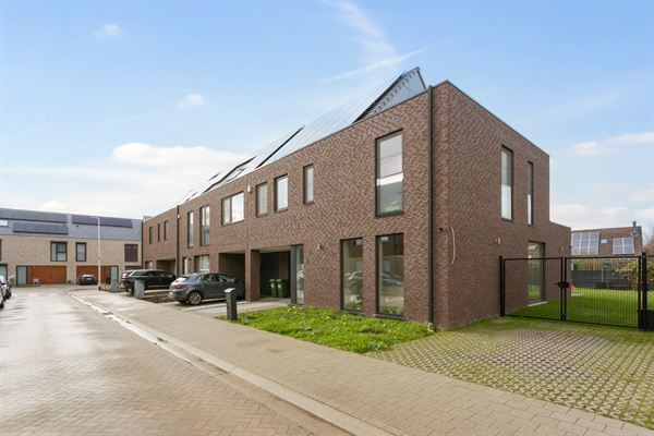 Halfopen BEN nieuwbouw woning uitstekend gelegen te Boechout