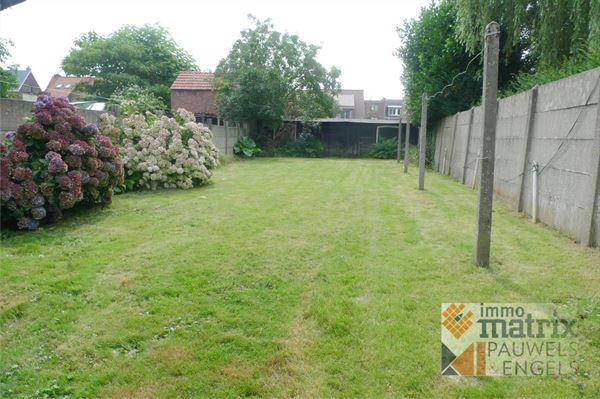 Degelijke woning met ruime tuin, rustig gelegen