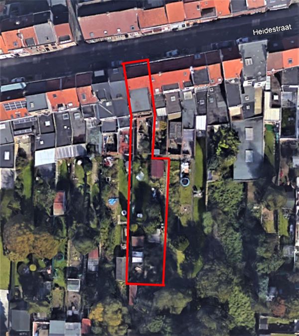 Eengezinswoning met grote tuin op het zuiden