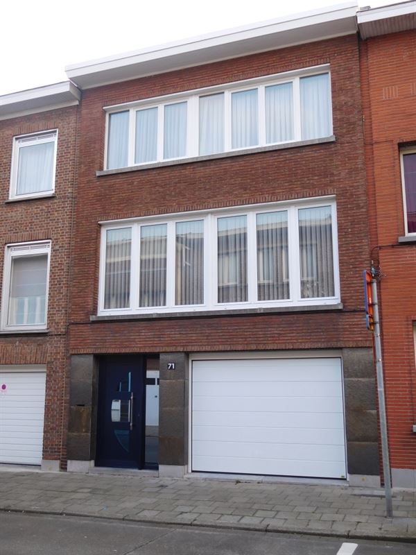 Ruime bel-étage woning