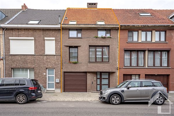 Ruime woning met 4 slaapkamers