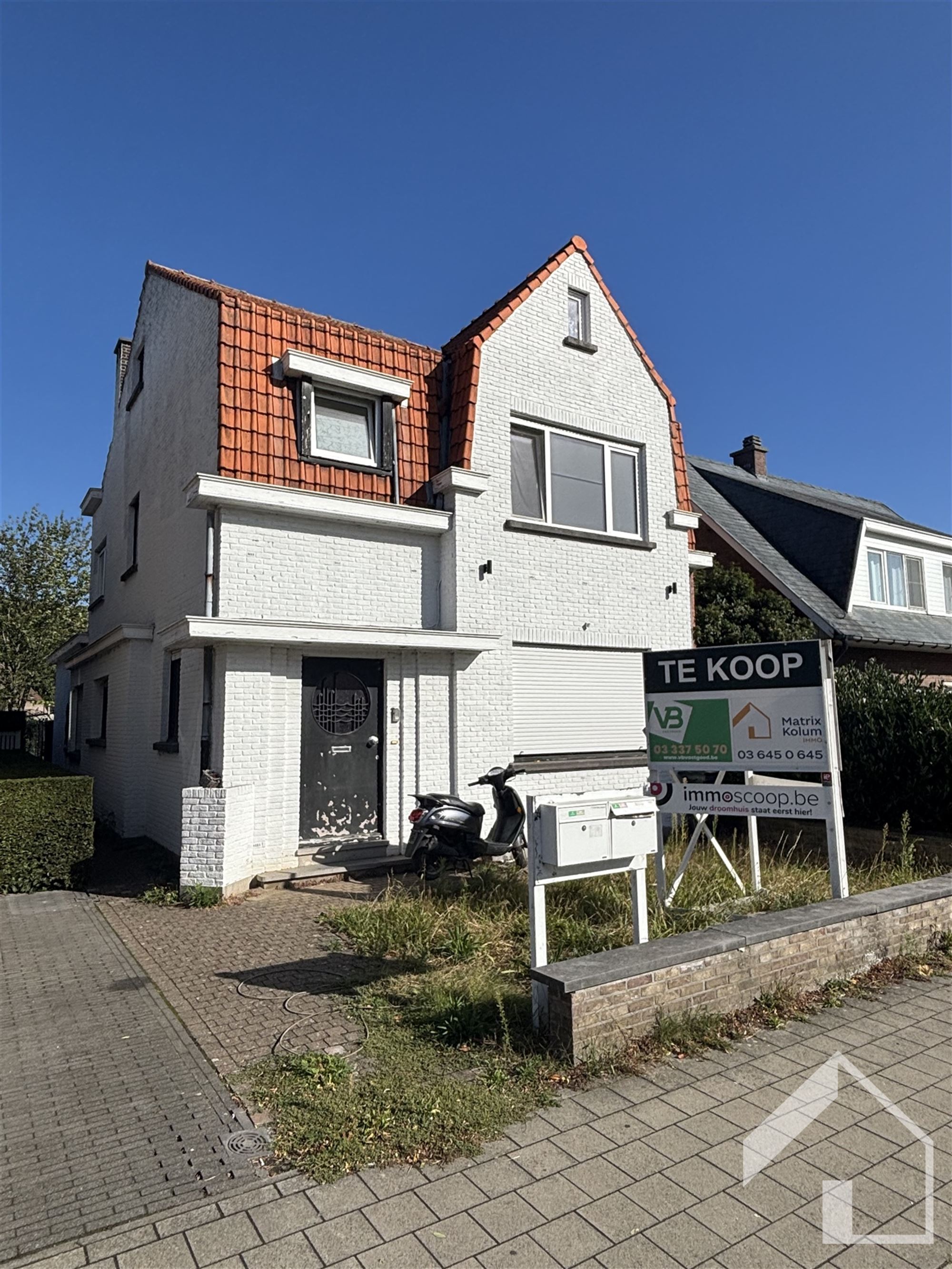 Te renoveren opbrengsteigendom bestaande uit 2 units