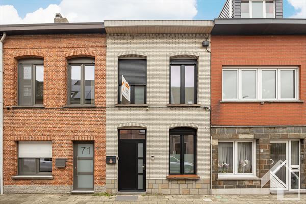 Volledig gerenoveerde stadswoning