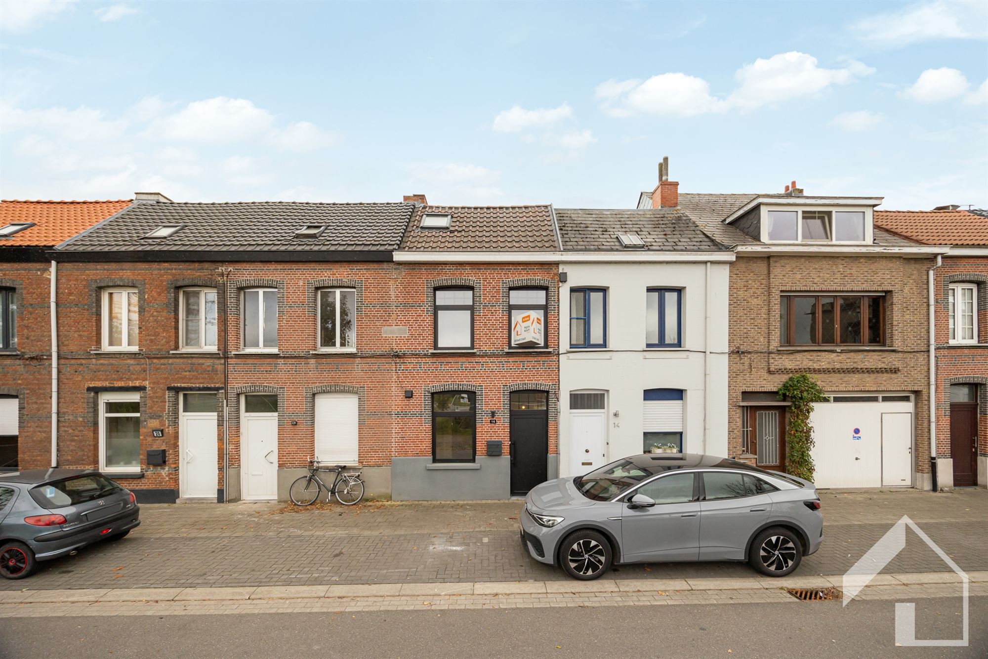 Prachtig gerenoveerde rijwoning!