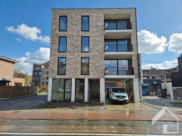 Nieuwbouw appartement op de 2de verdieping met 2 slaapkamers en lift