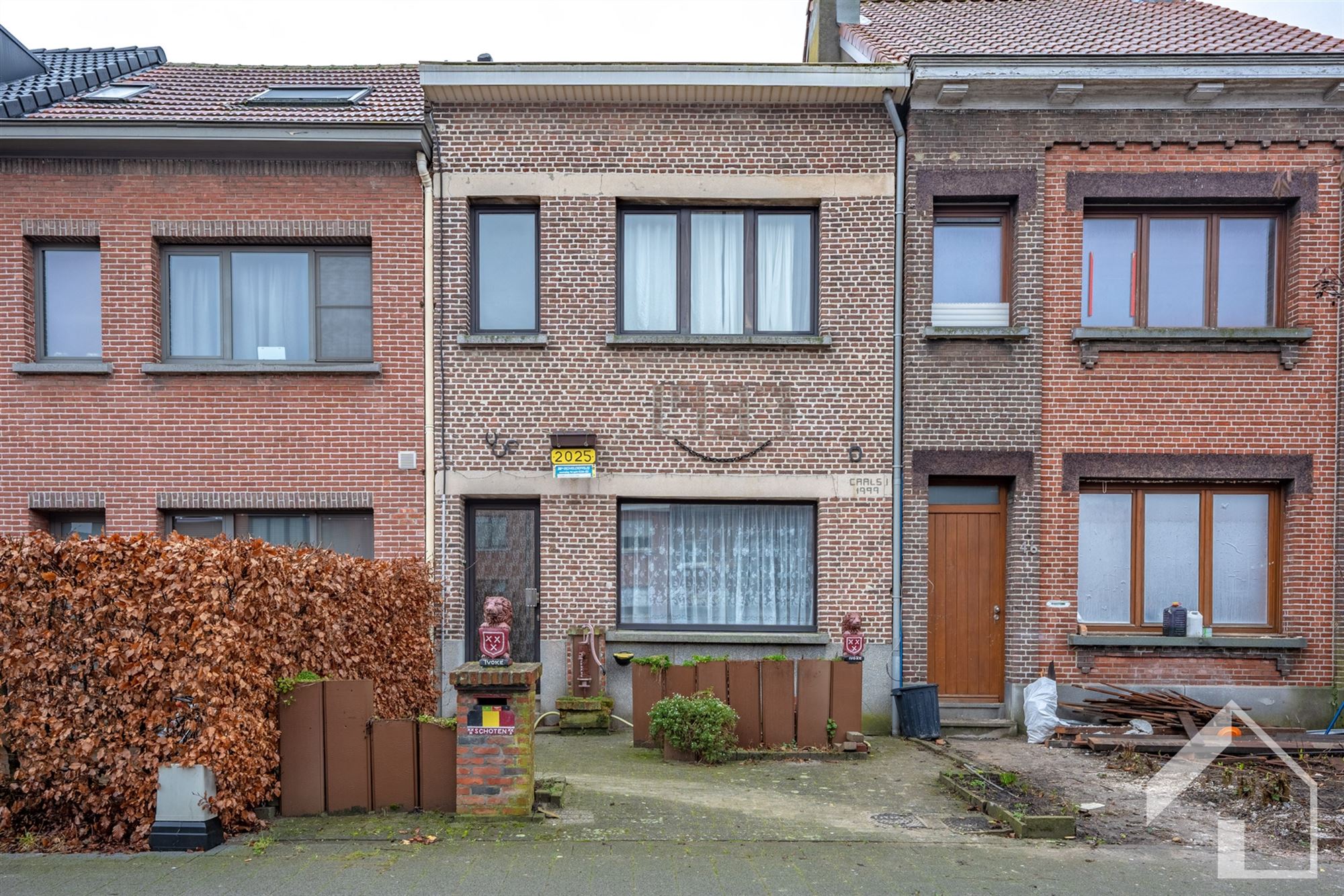 Te renoveren woning met veel potentieel