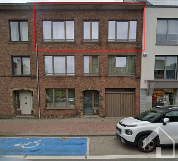 Ruim appartement op 2de verdieping