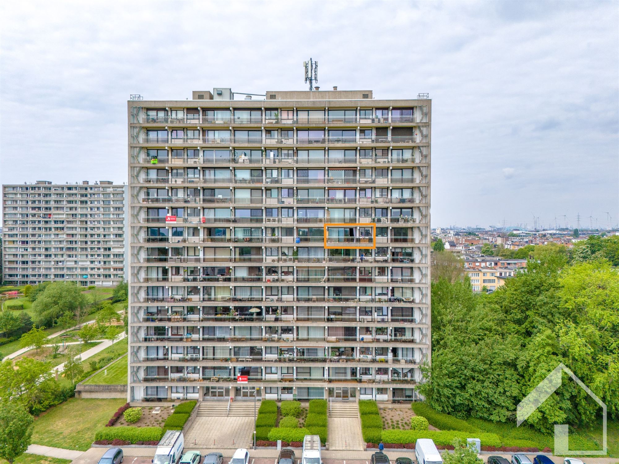 Appartement op de 8ste verdieping met 2 slaapkamers en een prachtig uitzicht