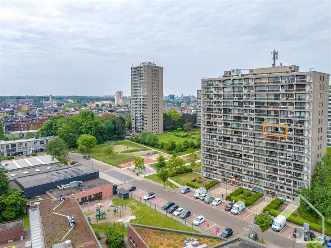 Appartement op de 8ste verdieping met 2 slaapkamers en een prachtig uitzicht