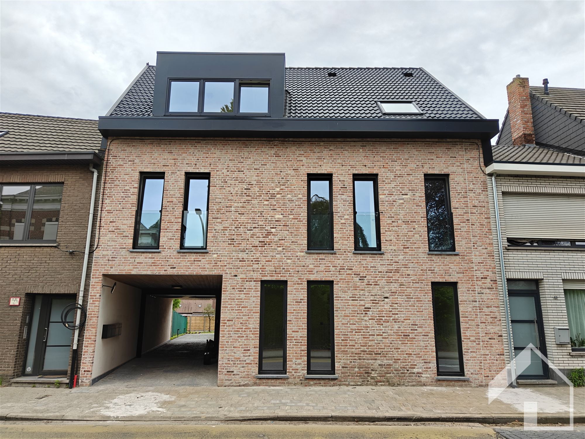 Nieuwbouw appartement op eerste verdieping met ruim terras