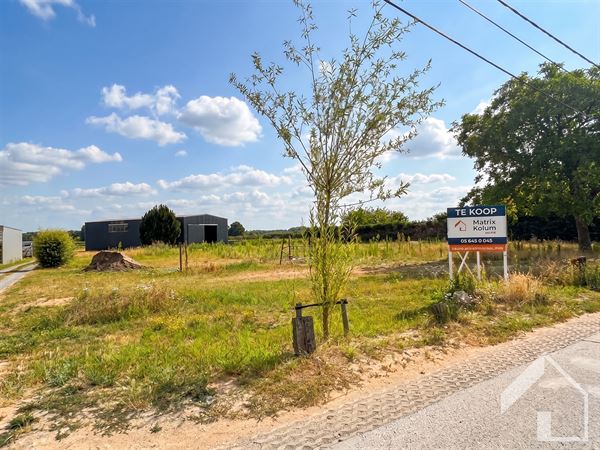 Prachtig perceel bouwgrond voor open bebouwing