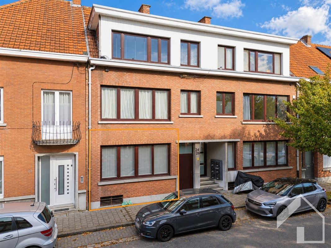 Gelijkvloersappartement op toplocatie met 1 slaapkamer en leuk stadstuintje in centrum Ekeren