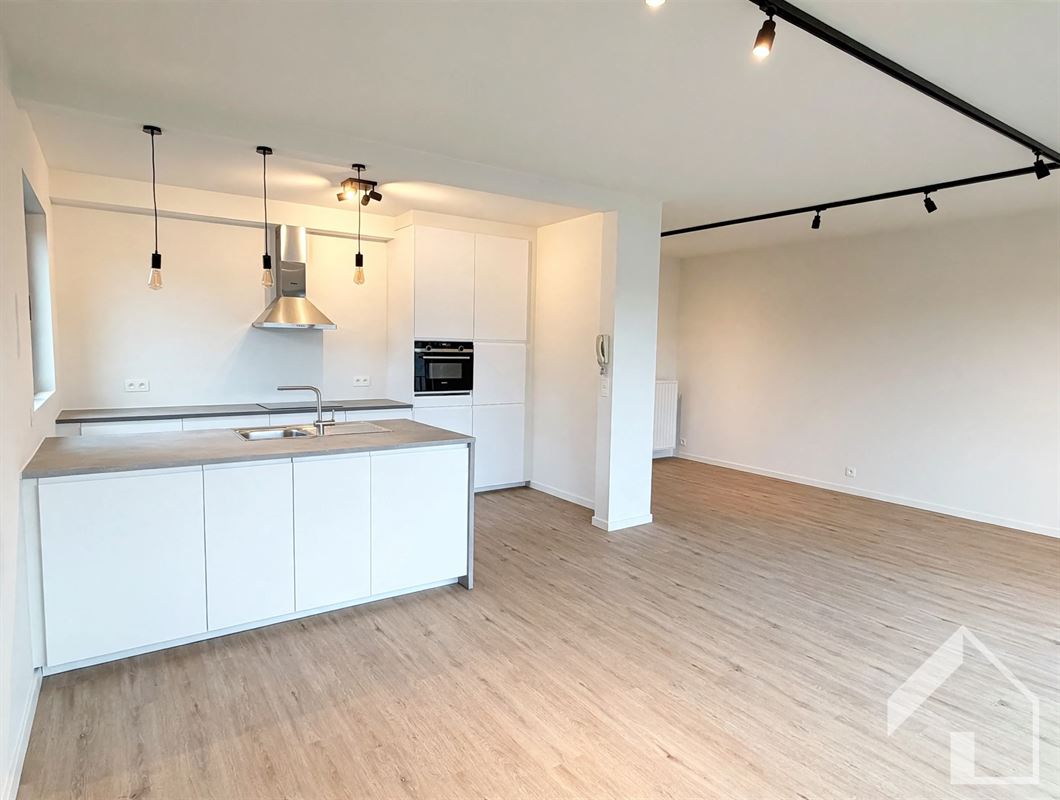 Prachtig appartement met garagebox