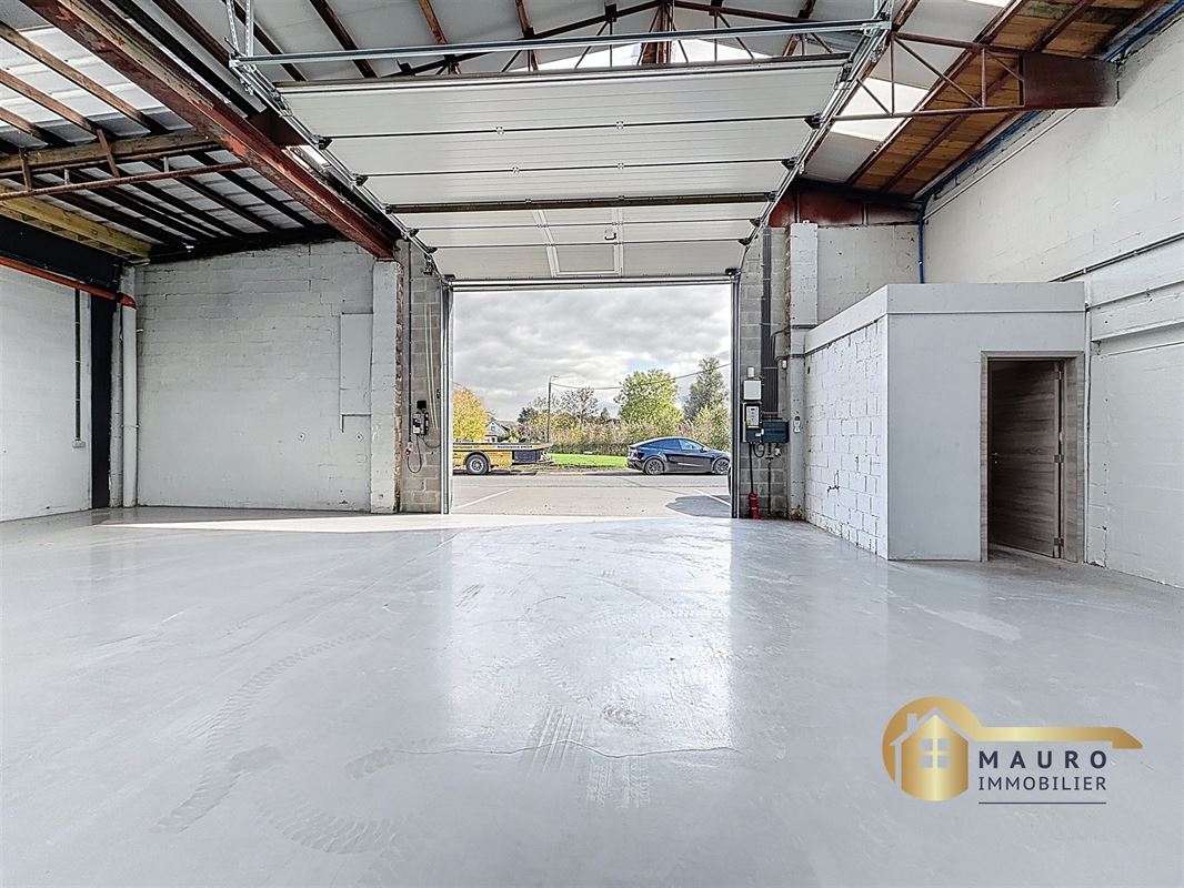 entrepôt de 313 m² à Fléron