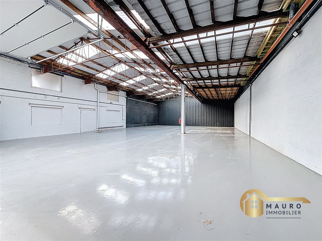 entrepôt de 313 m² à Fléron