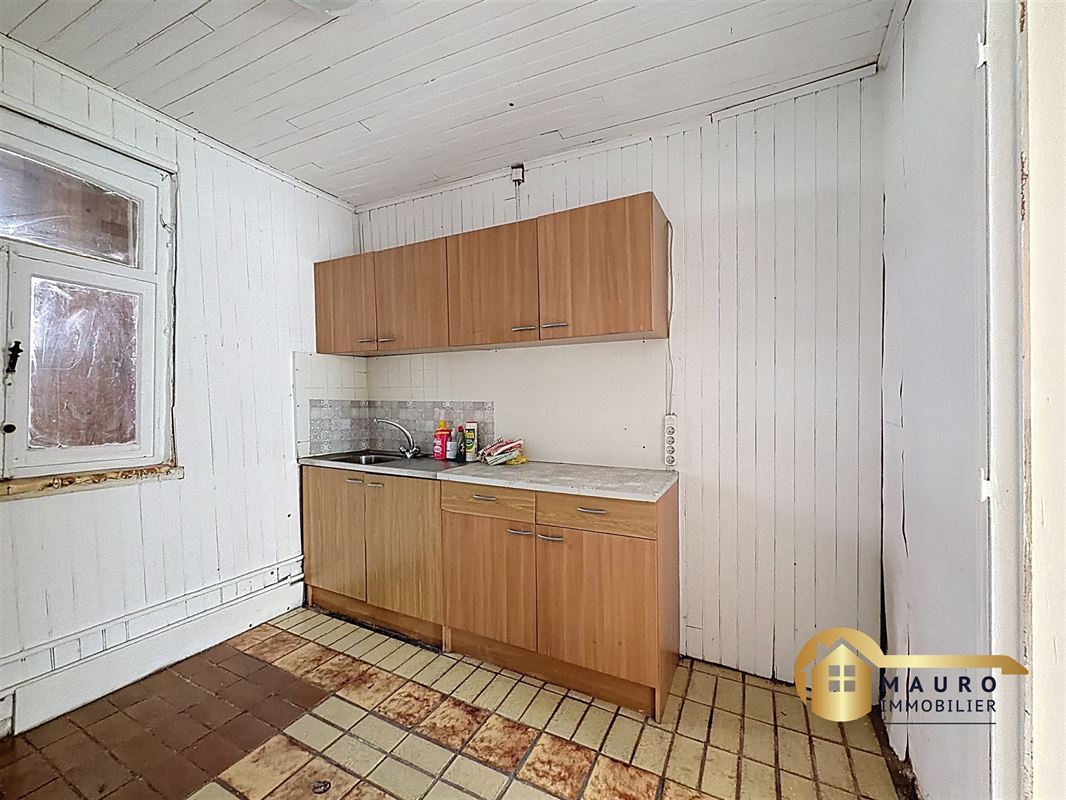 Fermette semi-mitoyenne à Ayeneux