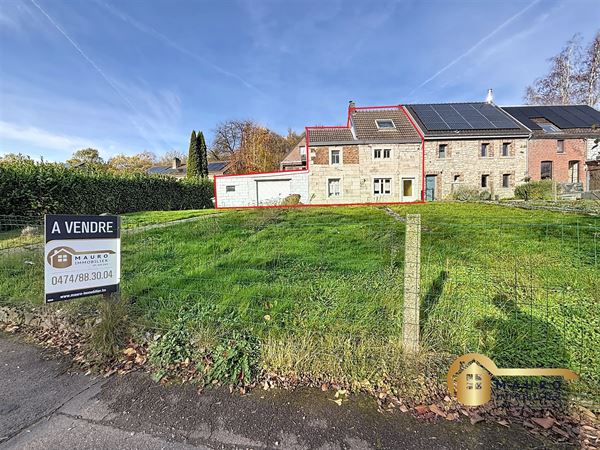 Fermette semi-mitoyenne à Ayeneux