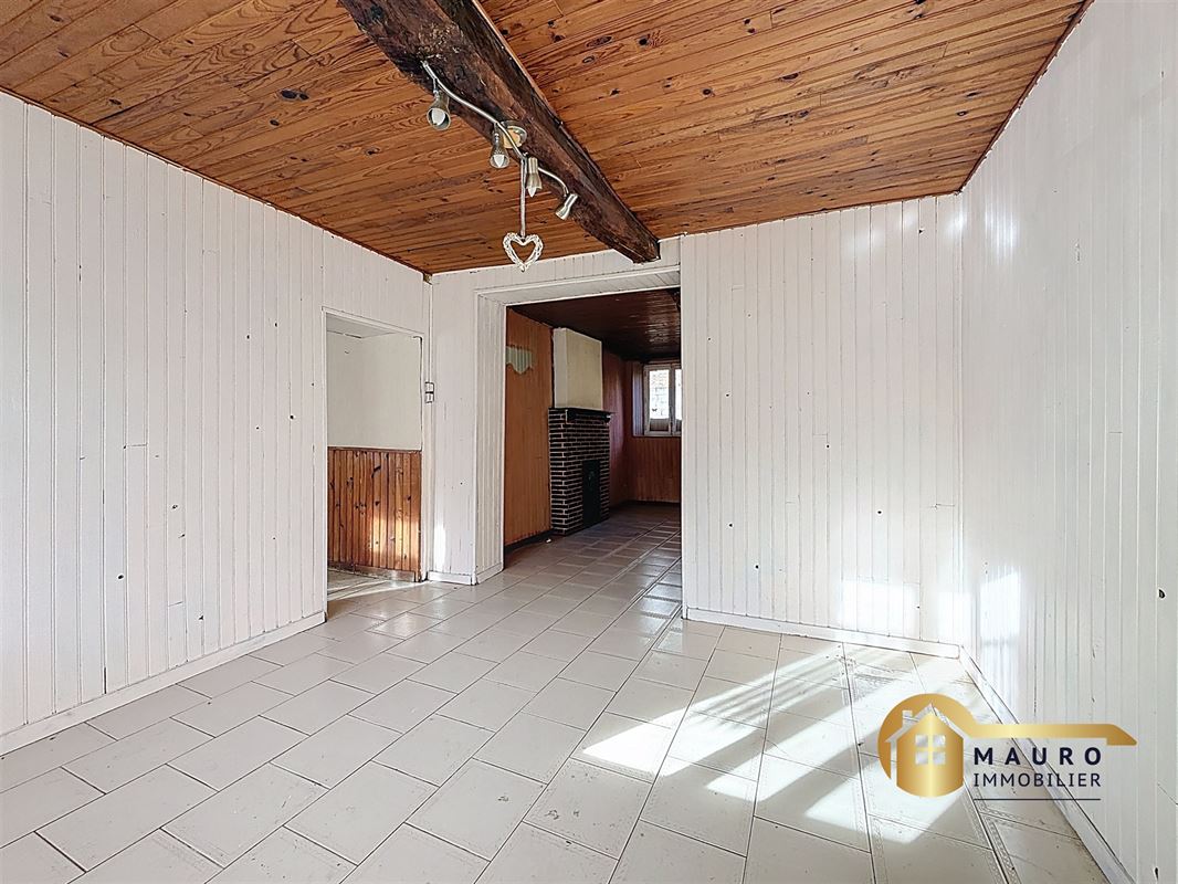 Fermette semi-mitoyenne à Ayeneux