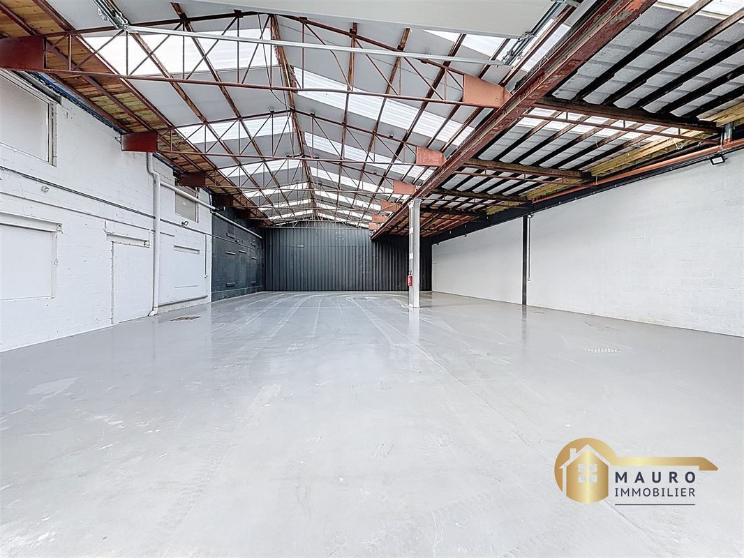 entrepôt de 313 m² à Fléron