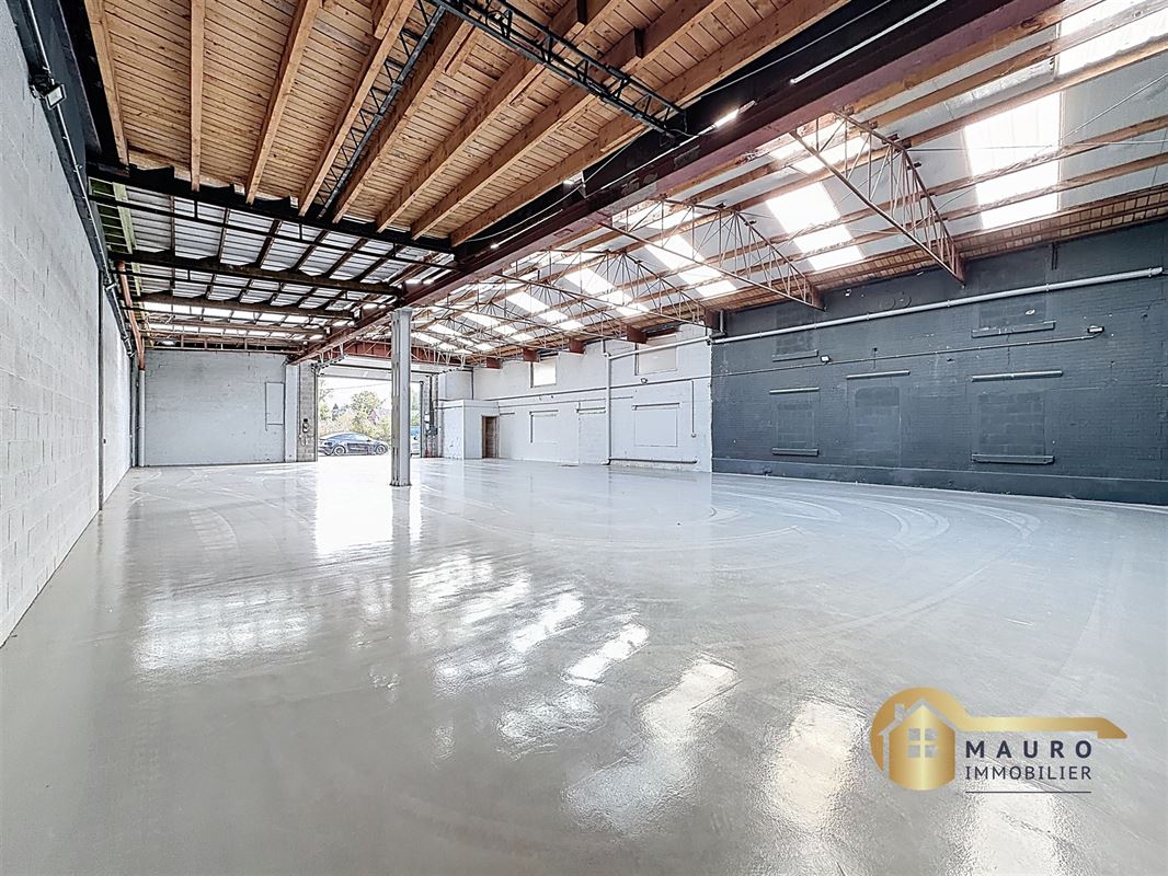 entrepôt de 313 m² à Fléron