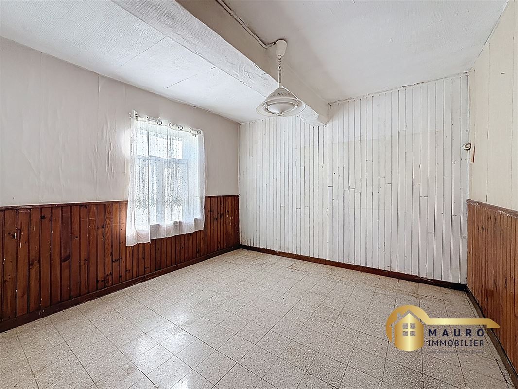 Fermette semi-mitoyenne à Ayeneux