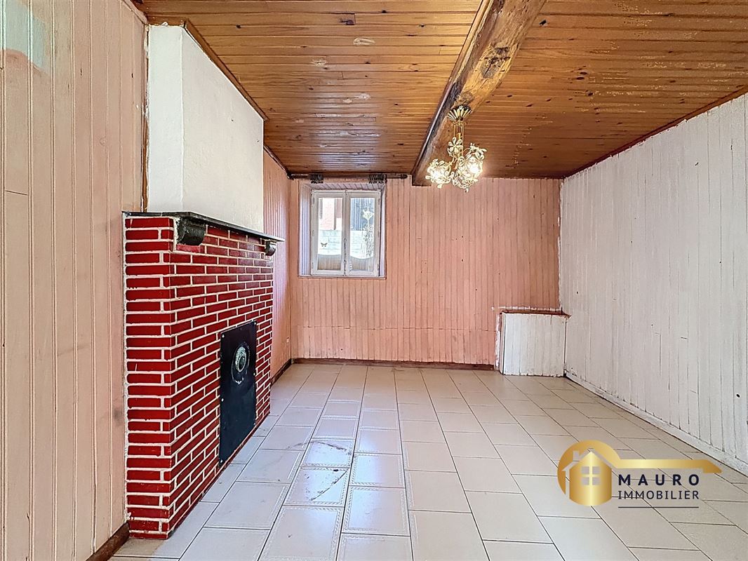 Fermette semi-mitoyenne à Ayeneux