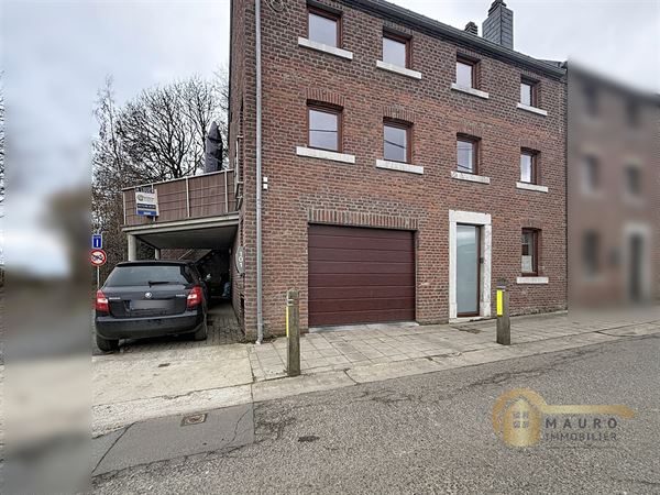 Appartement duplex 3 chambres avec terrasse.