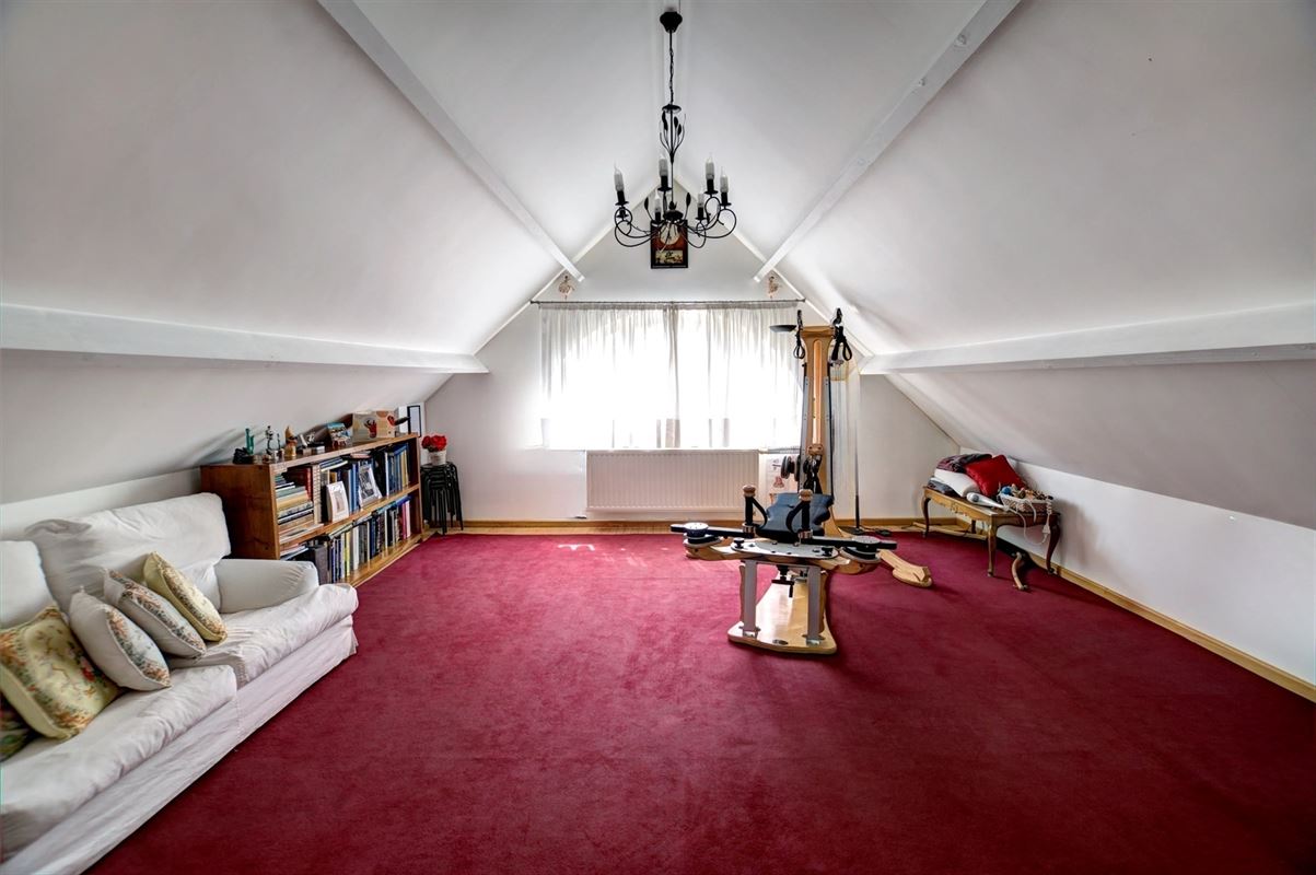 Armendaal / Grande Villa 5ch +/- 360m² en parfait état